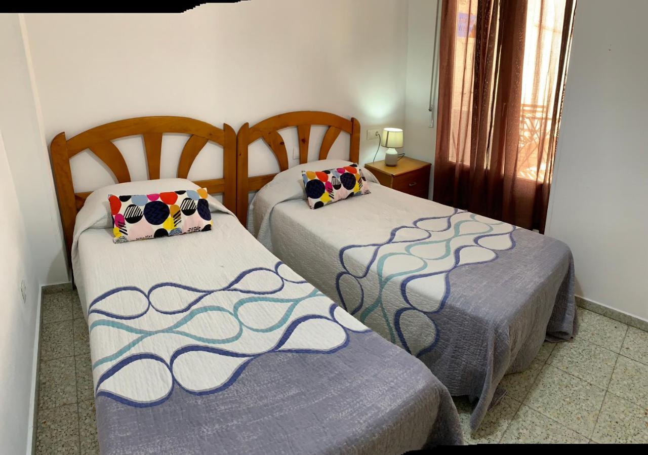 Orange Apartments อาลิกันเต ภายนอก รูปภาพ