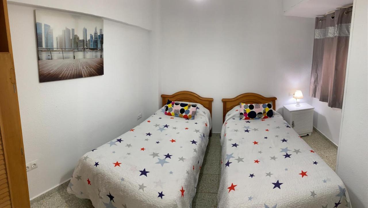 Orange Apartments อาลิกันเต ภายนอก รูปภาพ